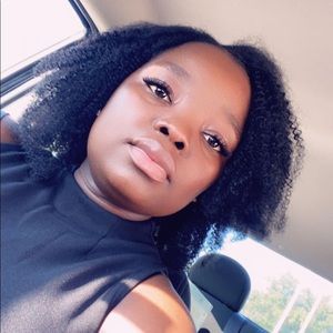 Meet your Posher, Georgia